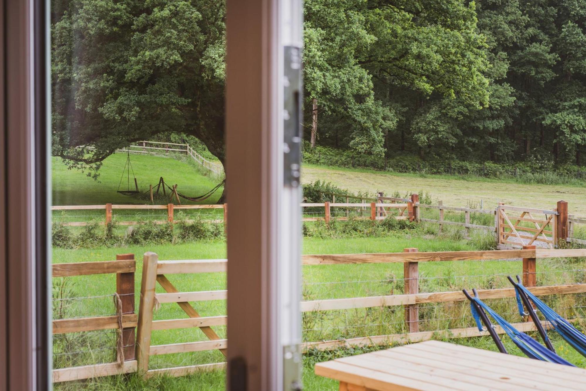 The Hideaway At Hiddenwood Glamping Hotel Corsley Ngoại thất bức ảnh